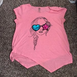 Girls fashionable shirt!